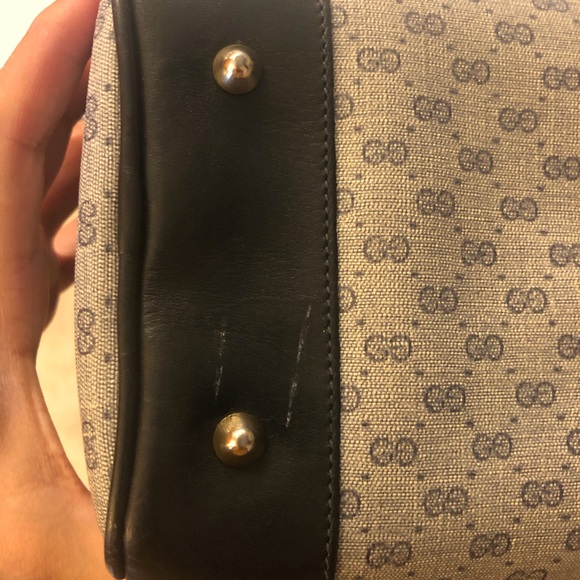 Closet cleanup! Gucci Boston satchel classic. - Picture 9 of 13